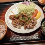 大戸屋 - 料理写真: