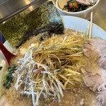 ラーメンショップ椿 - ネギチャーシューメン＋明太丼