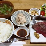 ラムと豪州ジビエバル プラスアルファキッチン - 