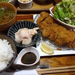 ラムと豪州ジビエバル プラスアルファキッチン - 