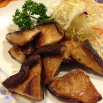 タムちゃん - しいたけバター焼き
ジューシーでよい香りで^ ^