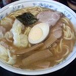 ワンタンメン（\930）