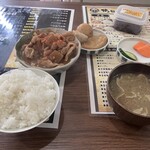 もつ煮とおにぎり かま田 - 