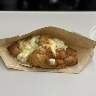 カーリーズ クロワッサン トウキョウ ベイク スタンド_0