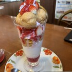 フルーツパーラー角館 さかい屋 - 