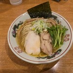 東一 - 料理写真:中華そば