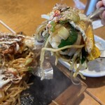 AT THE 21 - オムそば