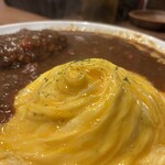欧風カレー専門店 ゴールデンカップ - 