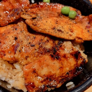 豚丼のぶたはげ_0