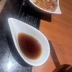 山 ワンランク上の世界の山ちゃん KITTE大阪店 - 山芋とろろ陶板1210円に付属の美味しいポン酢