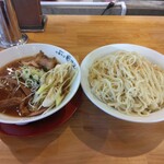 築地の中華そば 伊蔵八 - 