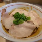 麺処 鶏谷 - 熟成醤油鶏そば(大)¥950(2025/12)