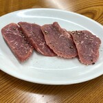 ジンギスカン羊はち - ラム赤身980円