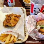 ケンタッキーフライドチキン - 料理写真:チキンフィレバーガーよくばりセット　990円