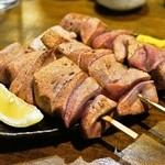 豚小家 - 2014.12 れば塩若焼き（1串80円）