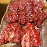 焼肉 幸福 - カルビとハラミ
