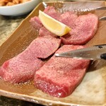 焼肉 幸福 - タンね