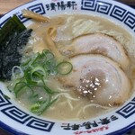 久留米ラーメン 清陽軒 西鉄久留米駅店 - 屋台仕込みラーメン 880円（税込）