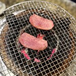 焼肉 幸福 - 焼いちゃう