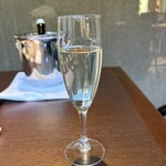 中国料理 四川 - 鴛-純米吟醸原酒 超辛口(1200ml)1100円