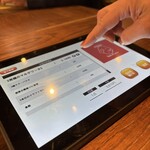 Pizzeria Bakka M'unica - 店員に人気を聞きながら注文