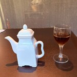 中国料理 四川 - 烏龍茶 東方美人(1pot)2000円