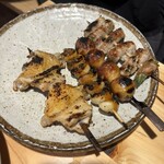 串若 - お任せ10本の4本！ニンニク串も美味い！