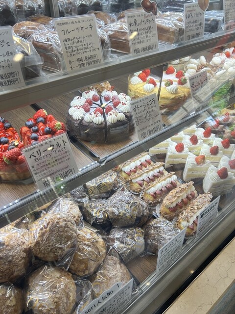 舞台「ラ・パティスリー」 La Patisserie Seri （ラ パティスリー セリ） - 梶が谷/ケーキ | 食べログ