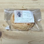 和くら - お土産のクッキー。塩味が適度に効いていて大変美味でした。