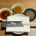 焼肉ホルモン金樹 はなれ - 焼肉のタレ(甘口)、ごま油、梅ダレ