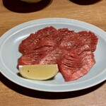 焼肉ホルモン金樹 はなれ - 生タン塩