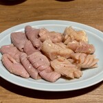 焼肉ホルモン金樹 - コブクロ、上ミノ