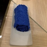 島津 - 白から青のおしぼりへ