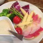 ワイン食堂 Sole - バーニャカウダサラダ