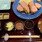 徳川町 ぶた福 - ご飯・キャベツは各1回無料でお代わり可能