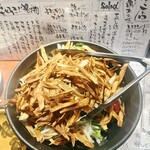 鶏鳥kitchen ゆう - カリカリごぼうのゴマドレッシング 580円