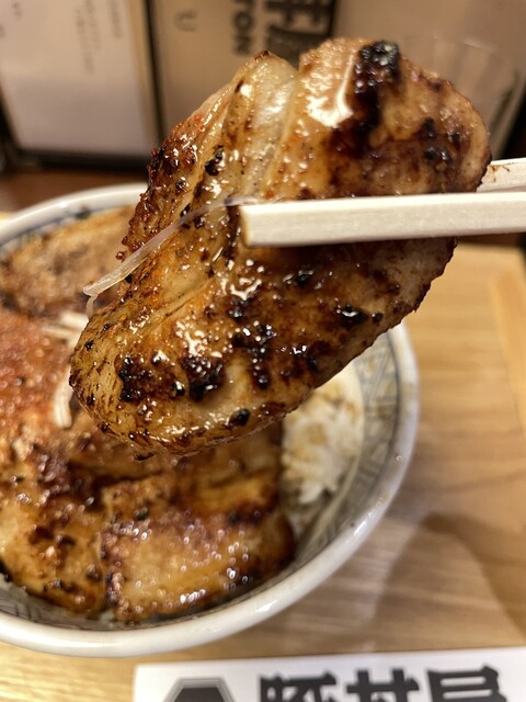 閉店】元祖豚丼屋TONTON 板宿店 （トントン） - 板宿/豚丼 | 食べログ