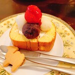 森のらくだ - 白玉つぶあんのせいちごロール