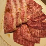 焼肉ホルモンうしごろ - 