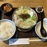 蟻月 渋谷スクランブルスクエア店 - もつ鍋御膳　塩・黒胡椒味