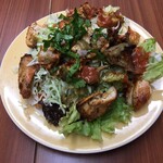 LAILY - 最後なので、気になっていたタンドリーチキンサラダ(¥600)も注文