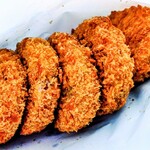 富永精肉店 - 料理写真:肉じゃがコロッケ