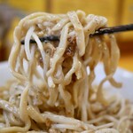 ラーメンエース - 汁なし 麺リフトアップ