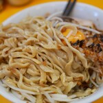 ラーメンエース - 汁なし 少なめ　にんにく少し、焦がしアブラ