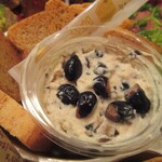 ジュイップ - ゴルゴンゾーラと黒豆のムース