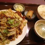 Chuugoku Bishoku Kayou - 日替わりランチ回鍋肉定食