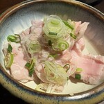 炭火焼肉 肉刺し にく式 - ガツ刺し