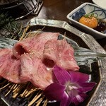 炭火焼肉 肉刺し にく式 - ザブトン