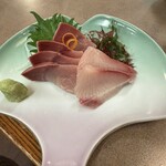 コロポックル 円山店 - ブリ刺し