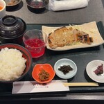 竈炊き立てごはん 土井 - 豚ロース西京漬膳 税込2420円（R7.6時点）